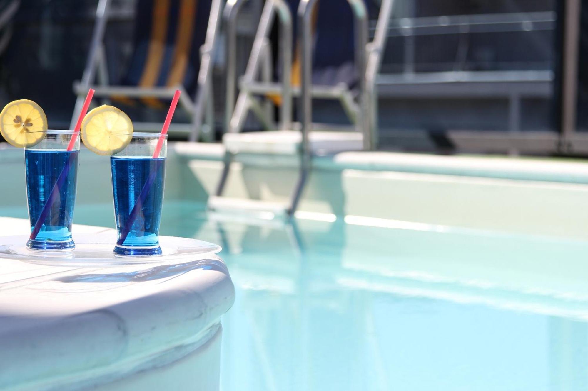 Hotel Caesar เปซาโร ภายนอก รูปภาพ